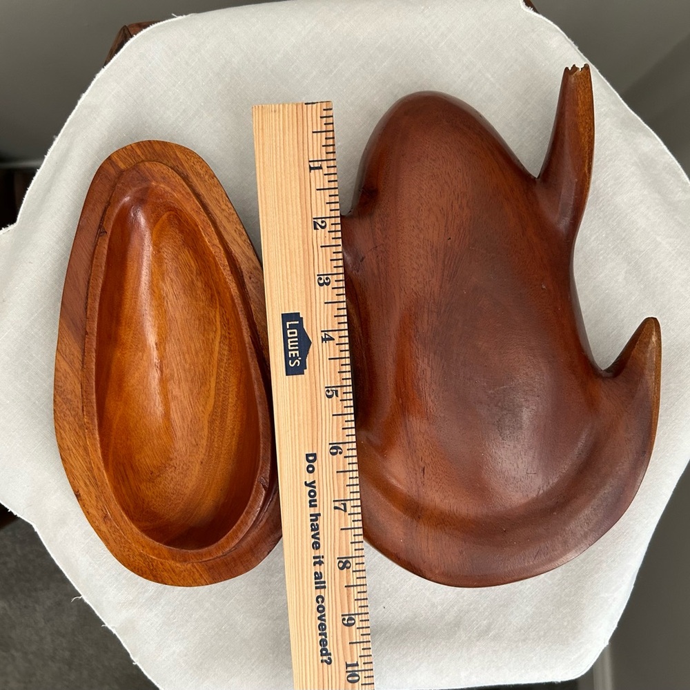 Carved Wooden Frog Box - Picture 9 of 9